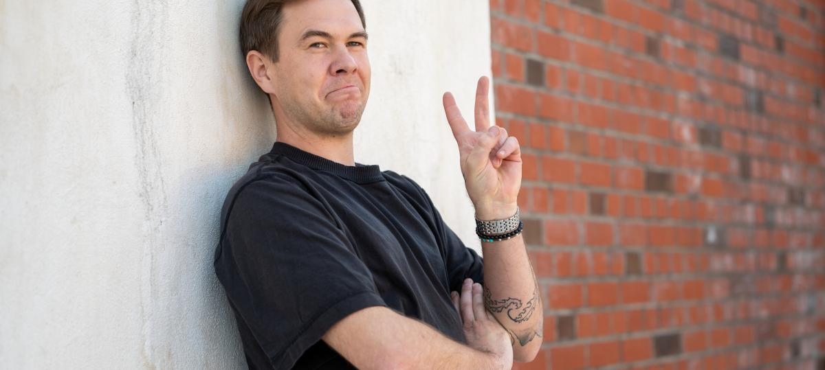 Auf der Alm, da gibt‘s ‘nen Hit: Das völlig verrückte Jahr von „Wackelkontakt“-Sänger Oimara