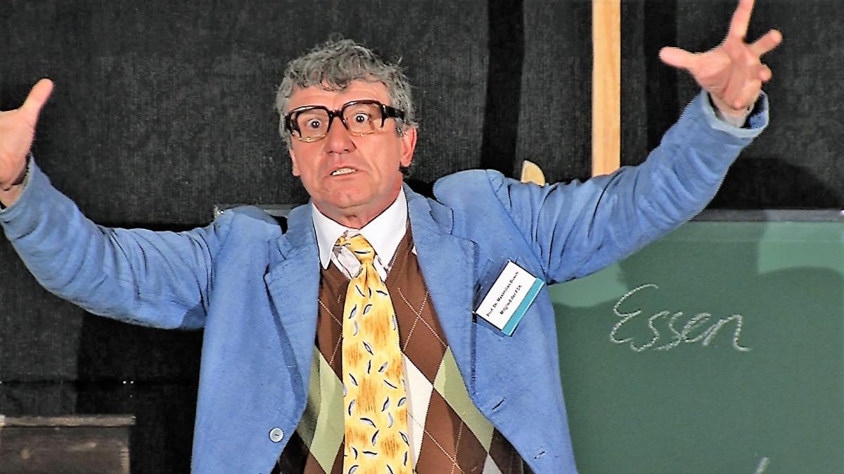 Musik-trifft-Humor-Die-Heinz-Erhardt-Revue-bringt-Klassiker-und-neue-T-ne-nach-Speichersdorf