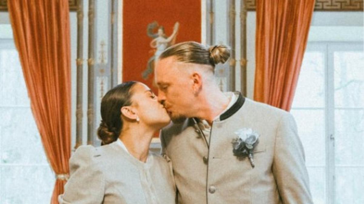 Zwei-Hochzeiten-und-ein-Baby-So-haben-die-FCA-Spieler-die-Winterpause-genutzt