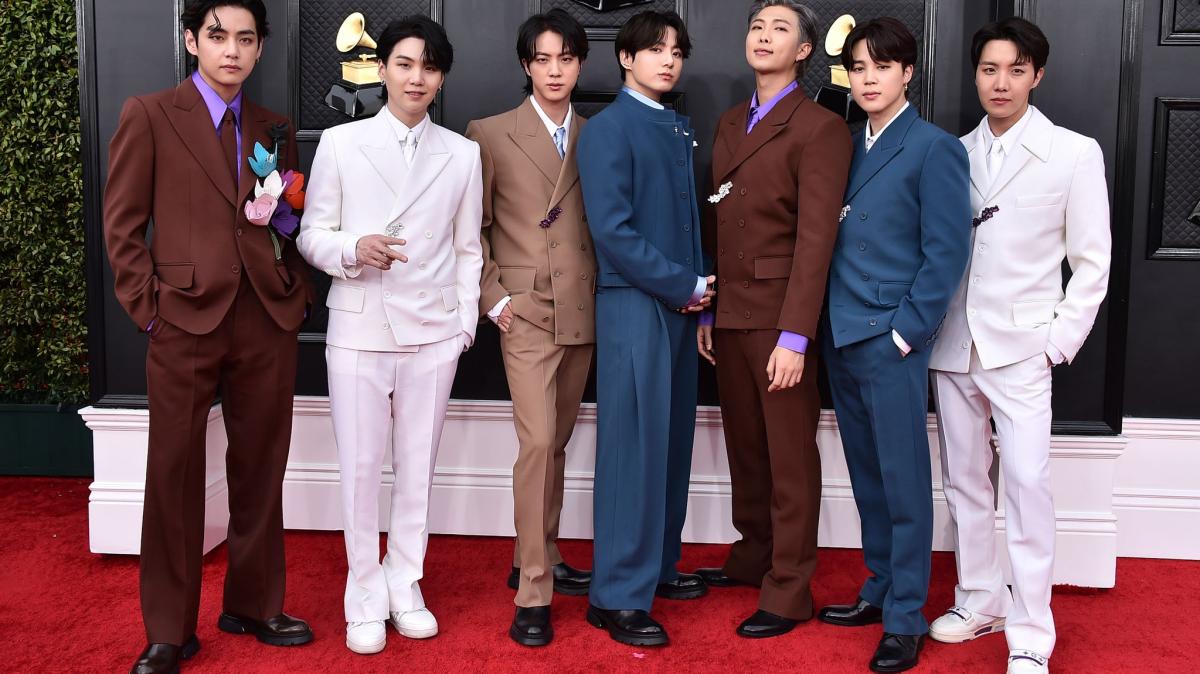 K-Pop-Giganten-BTS-spielen-zwei-Konzerte-in-Allianz-Arena