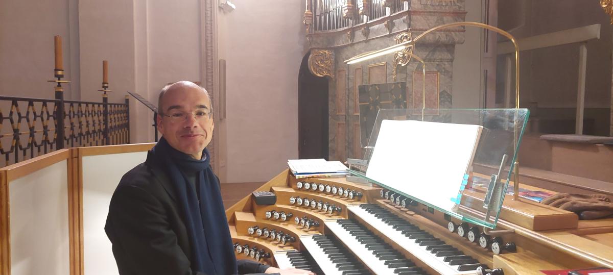 Ein Silvesterkonzert, das sich wie eine gute Kurzgeschichte anhört