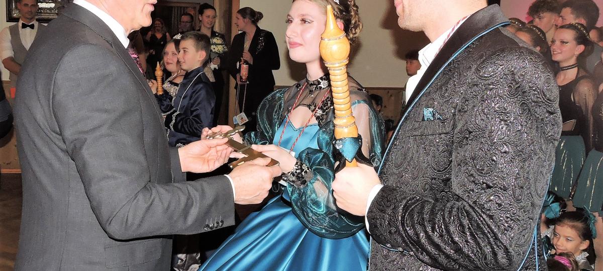 Bilder des rauschenden Krönungsballs 2026 in Bertoldheim