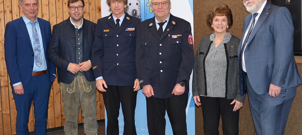 Spontaner Applaus für gute Nachrichten in Buch