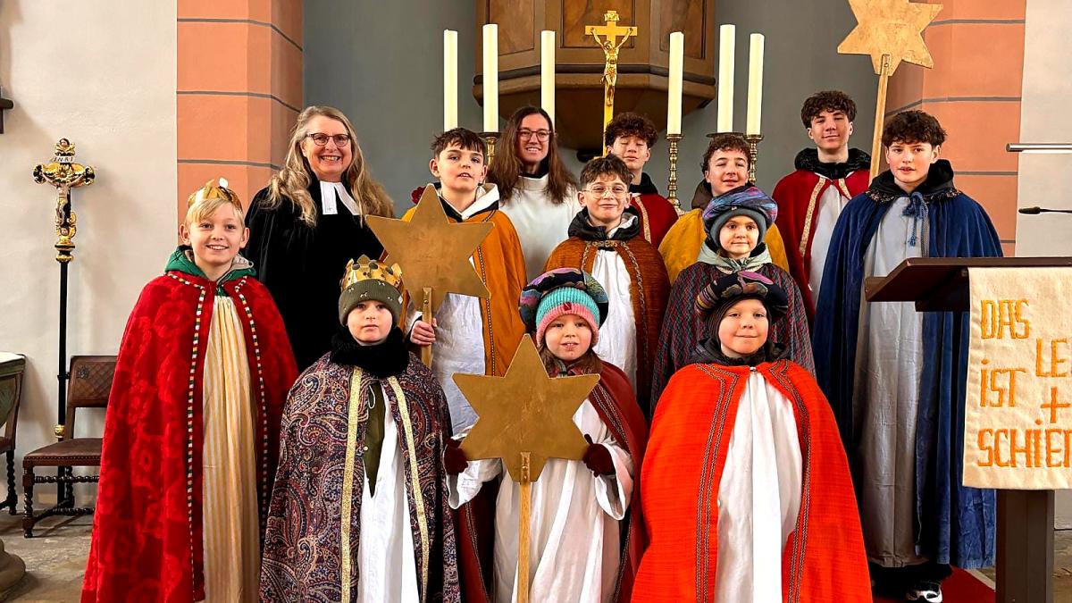 Sternsinger-in-Schney-sammeln-1169-Euro-Spenden