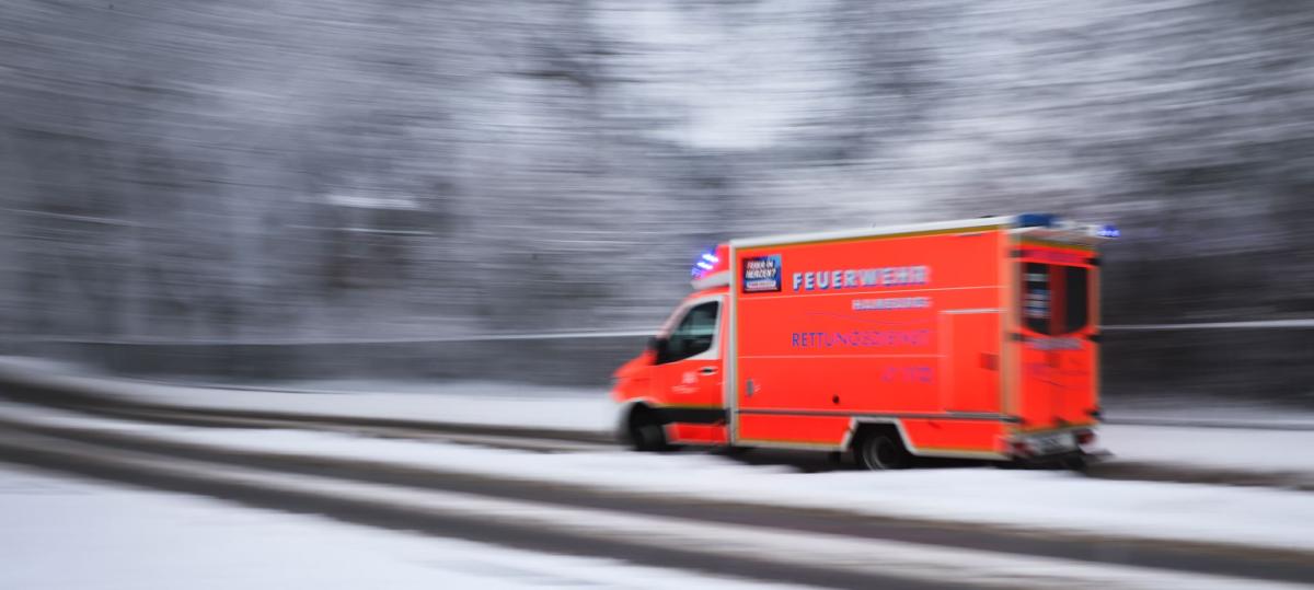 Unfall beim Rodeln in Weilheim: Frau wird schwer verletzt