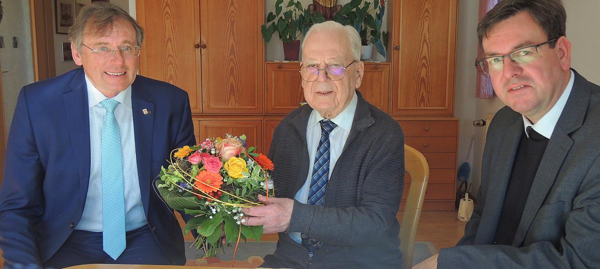 Abschied vom „Monsignore“: Pfarrer Helmut Bullinger gestorben