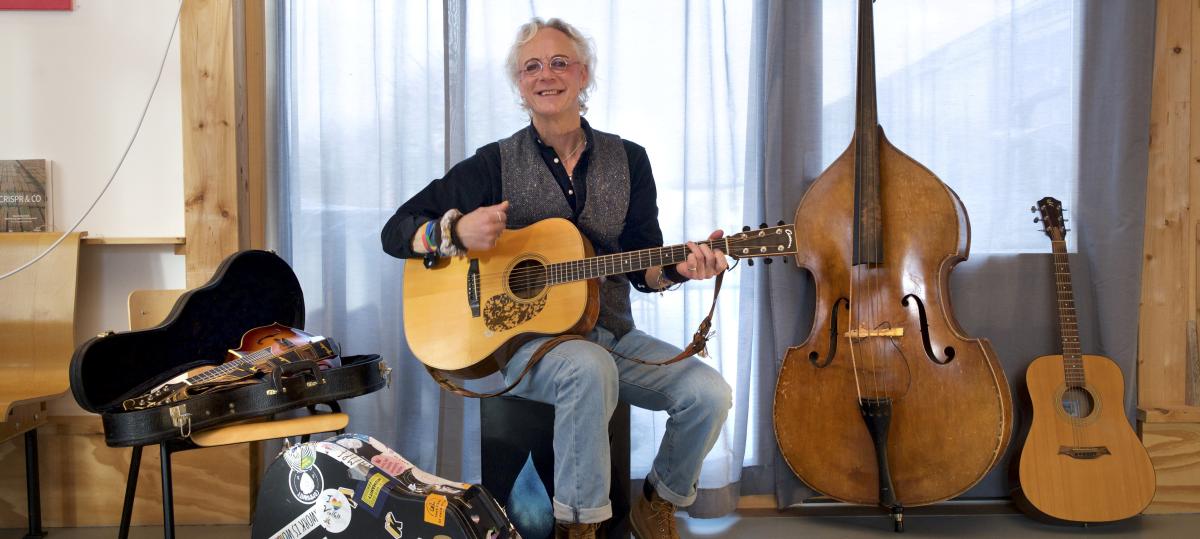 Offene Bühne im Hofcafé Löwenzahn: „Man muss kein Superstar sein, sondern sich einfach trauen“