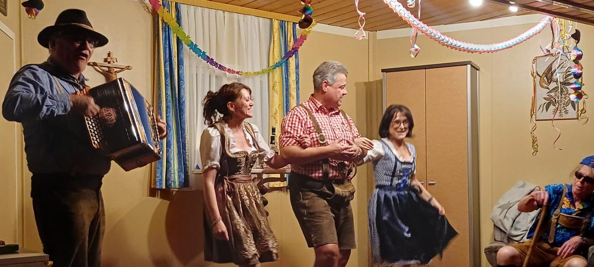 „Die Hausparty“: Darum geht es in dem neuen Stück des SV Nersingen