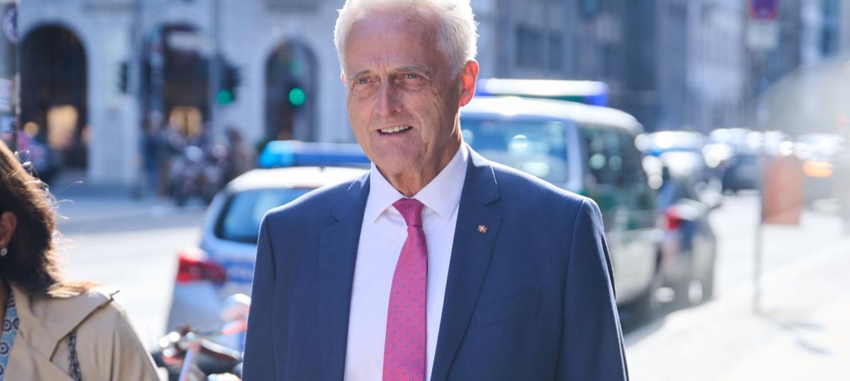 Polizisten angefahren? Ermittlungen gegen Ex-Minister Ramsauer