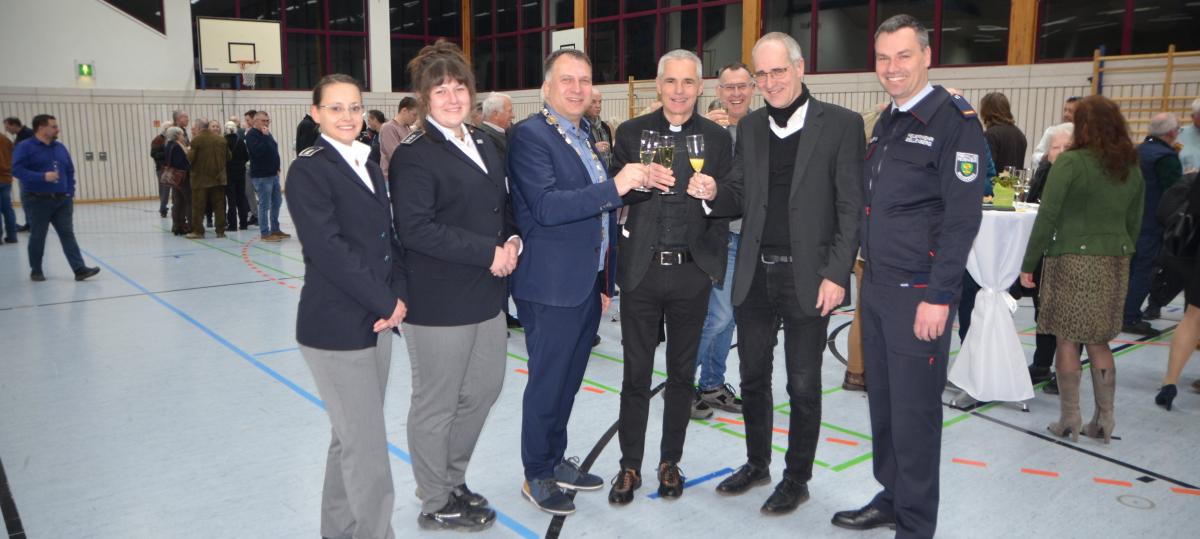 Wünsche, Hoffnungen und Konzepte werden beim Neujahrsempfang in Bellenberg laut