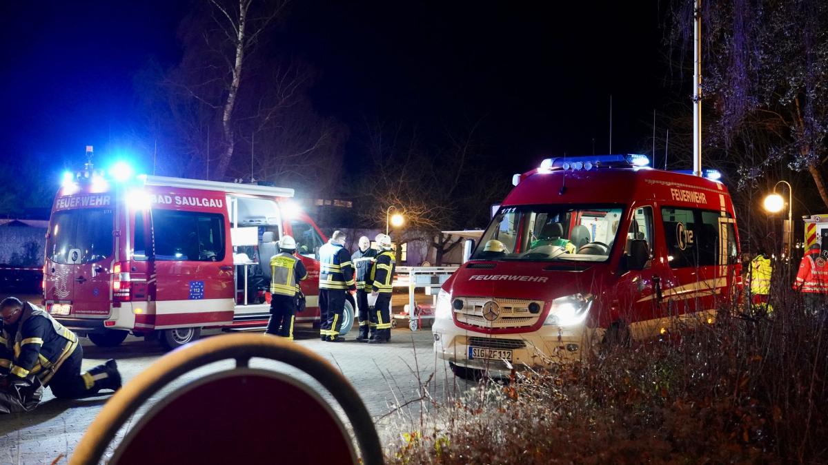 Chlorgas-tritt-in-Thermalbad-aus-drei-Verletzte