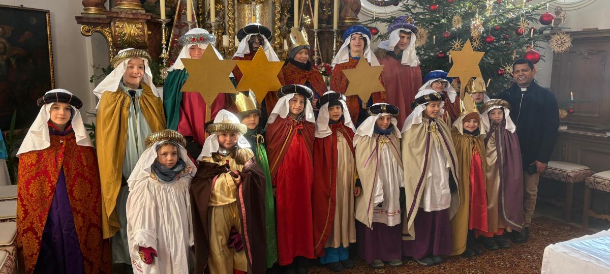 Mit Stern und Segen durch Stoffen