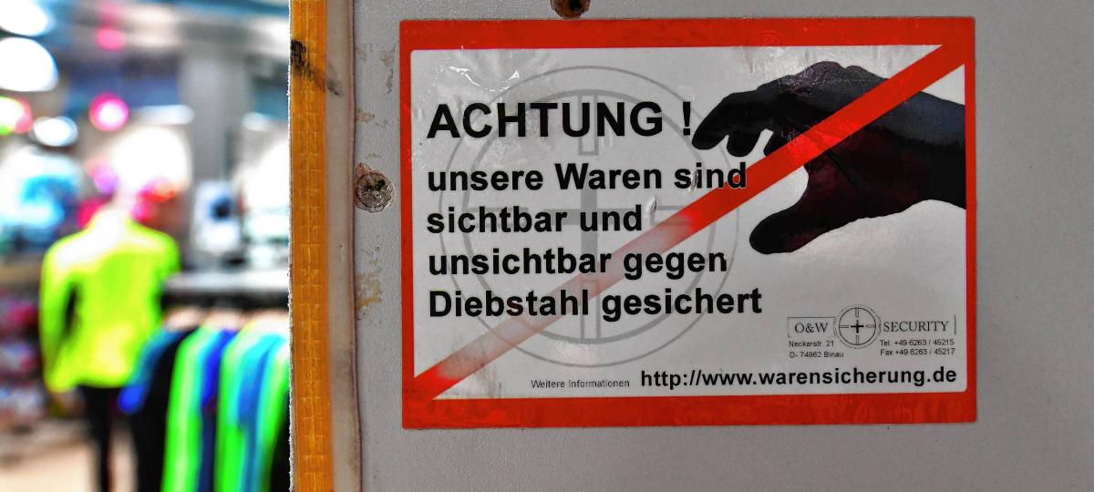 Elfjährige werden bei Diebstahl in Drogeriemarkt erwischt