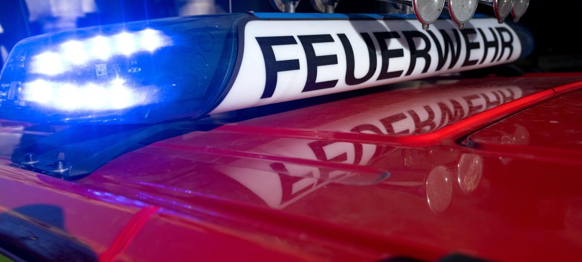 Christbaum setzt Wohnung in Brand