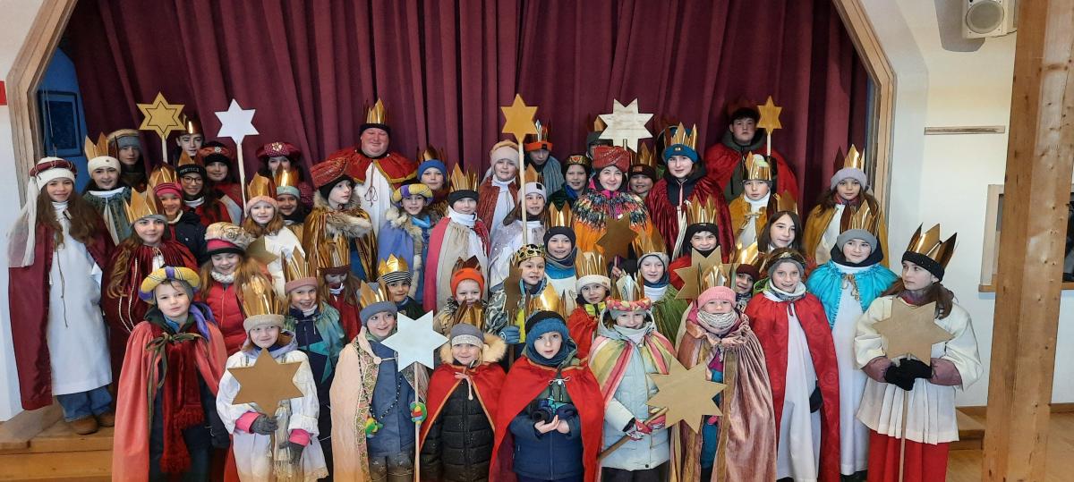 Sternsinger unterwegs in Finning