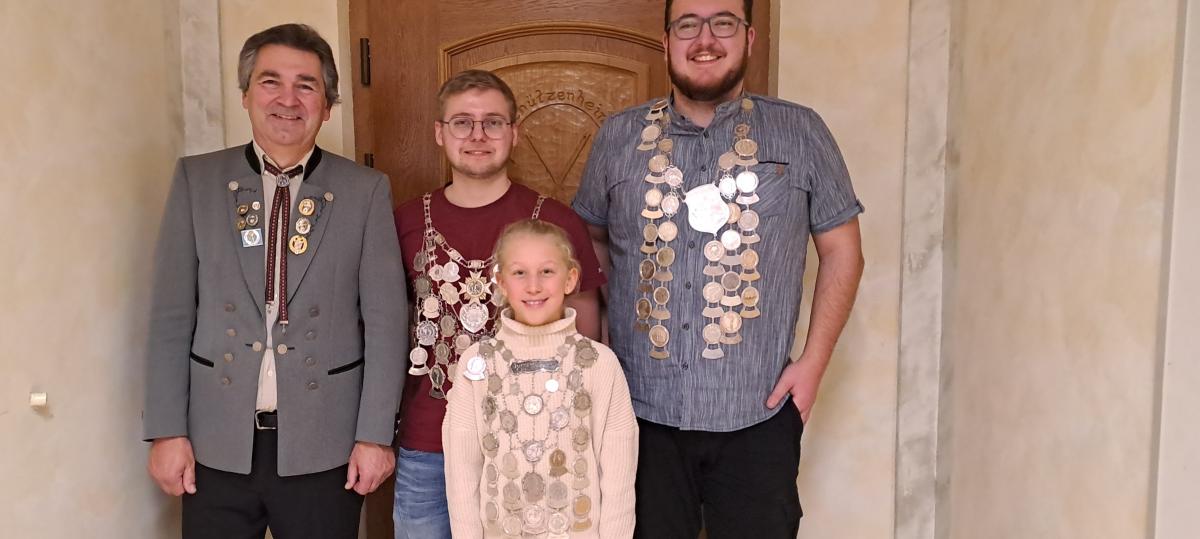 Freude bei Jugendkönigin und Königen