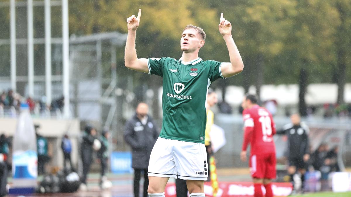 transferhammer-am-sachs-stadion-ein-st-rmer-verl-sst-den-fc-schweinfurt-05-mit-sofortiger-wirkung