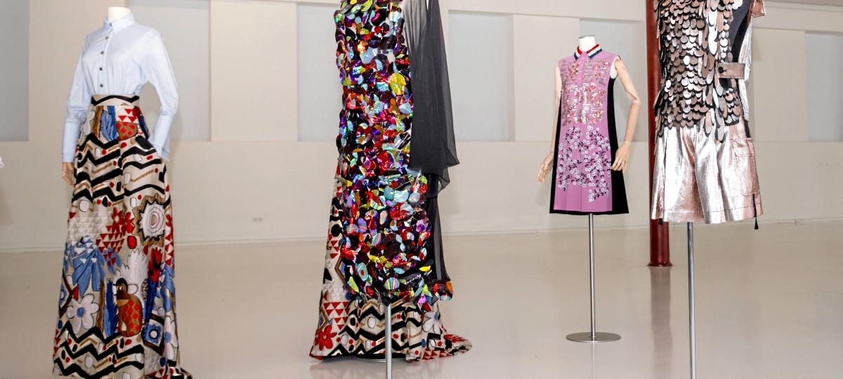 Von Paris nach Augsburg: Das Couture-Duo Talbot Runhof kommt ins Textilmuseum