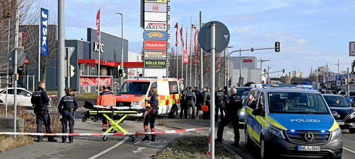 Messerangriff im Media Markt: Ein Mitarbeiter in Lebensgefahr - Täter saß bis vor kurzem in Haft