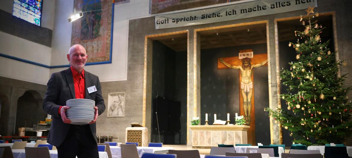 Ein Menü ab 1,50 Euro: In Ulms Vesperkirche essen Arm und Reich gemeinsam