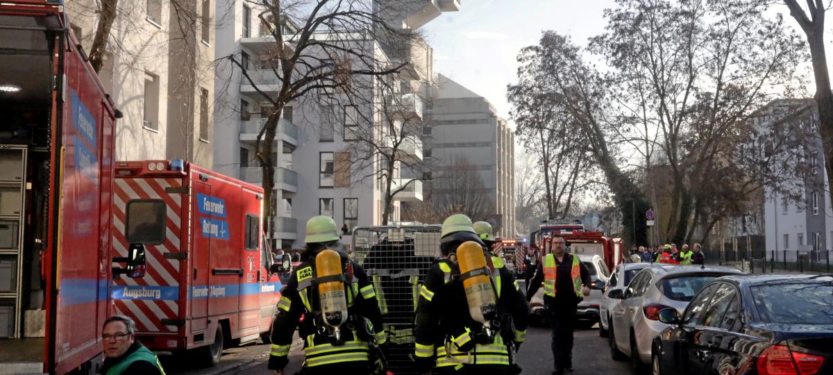 „Habe keine Luft mehr bekommen“: So dramatisch lief die Rettung beim Hochhaus-Brand