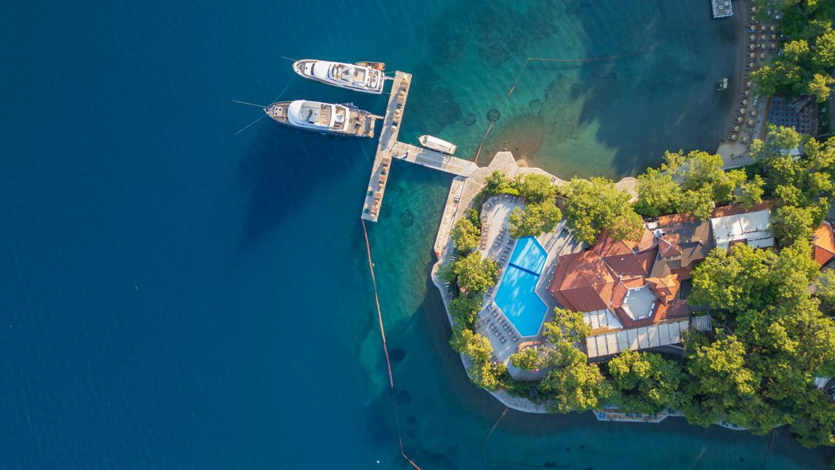 Mein-Pool-Meine-Suite-Meine-Fernreise-Die-Deutschen-wollen-sich-mehr-Luxus-im-Urlaub-g-nnen