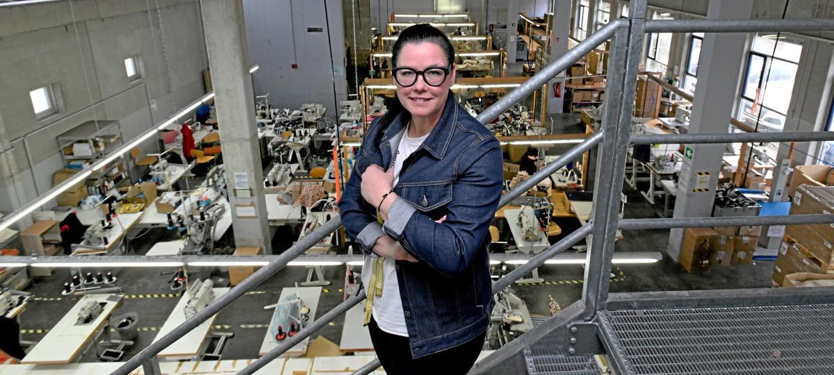 „Geheilt von dem ganzen Hass“: Sina Trinkwalder kehrt nach Augsburg und in die Öffentlichkeit zurück