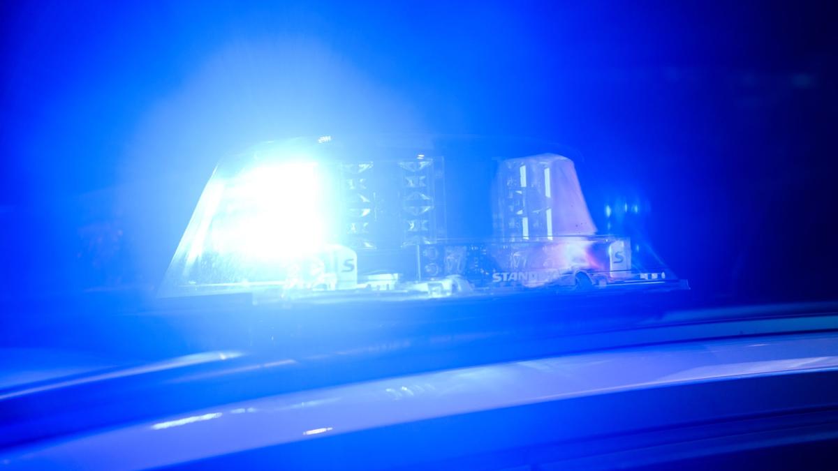 Unfall-mit-vier-Fahrzeugen-f-hrt-zu-langem-Stau-auf-der-A7