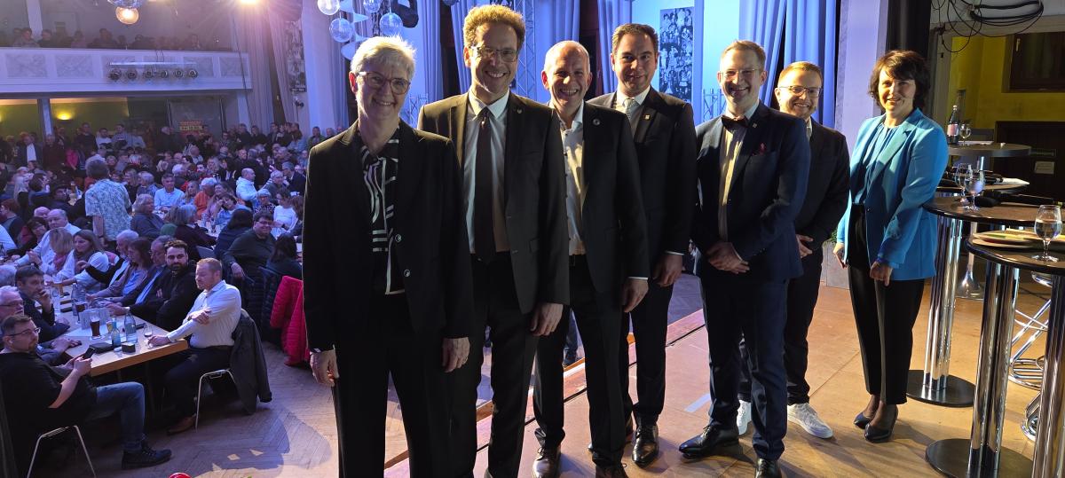 Volles Kolpinghaus: Großer Ansturm auf NR-Live zur OB-Wahl in Neuburg