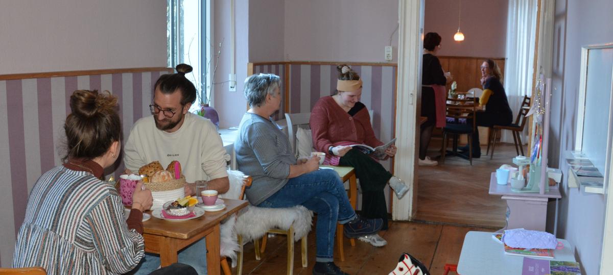 Das neue „Fräulein Rosa im Café Fahrenschon“ ist in Babenhausen beliebt
