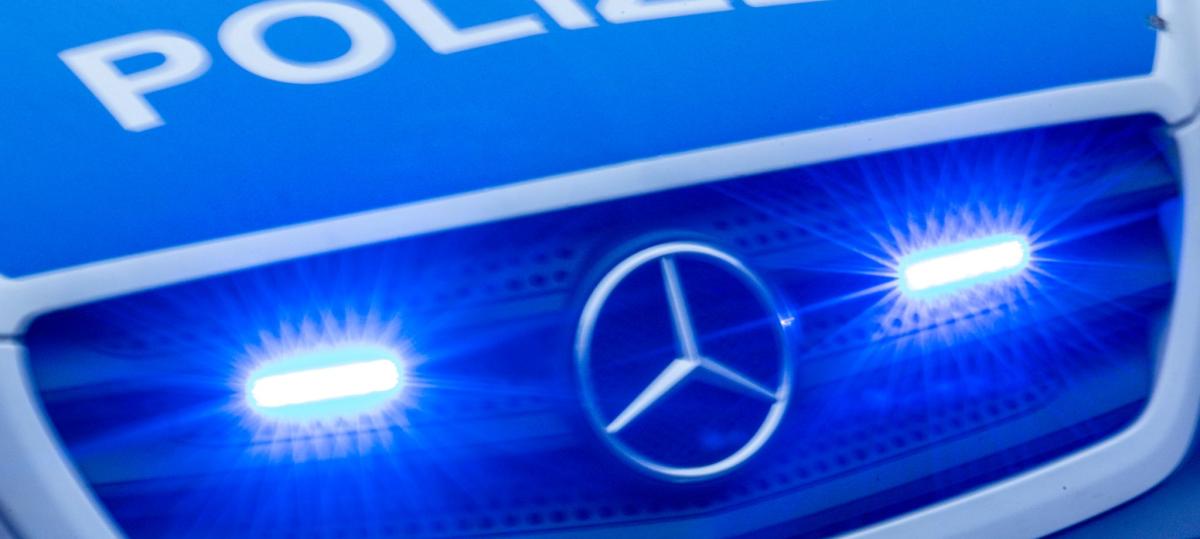 Bei einem nächtlichen Radrennen verletzt sich ein Jugendlicher