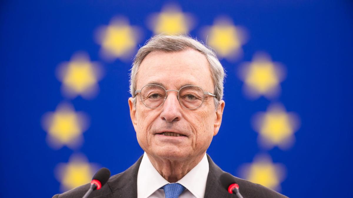 -Gro-es-f-r-Europa-geleistet-Mario-Draghi-erh-lt-den-Karlspreis