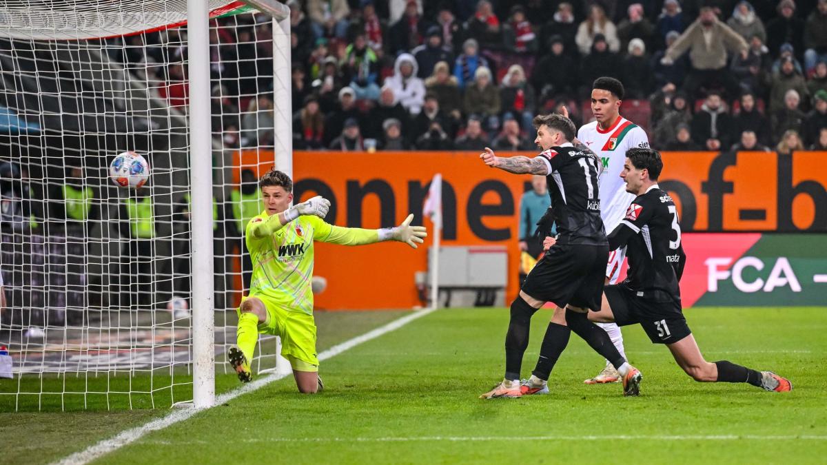 Befreiungsschlag-verpasst-FCA-gibt-erneut-F-hrung-aus-der-Hand-und-spielt-nur-2-2