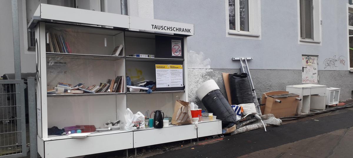 Tauschschrank: Ein erfolgreiches Projekt vermüllt