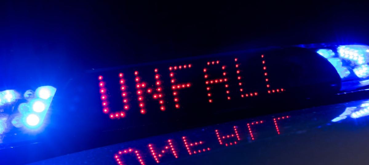 Betrunkene Fahranfängerin verursacht Unfall und leistet Widerstand gegen Polizeibeamte