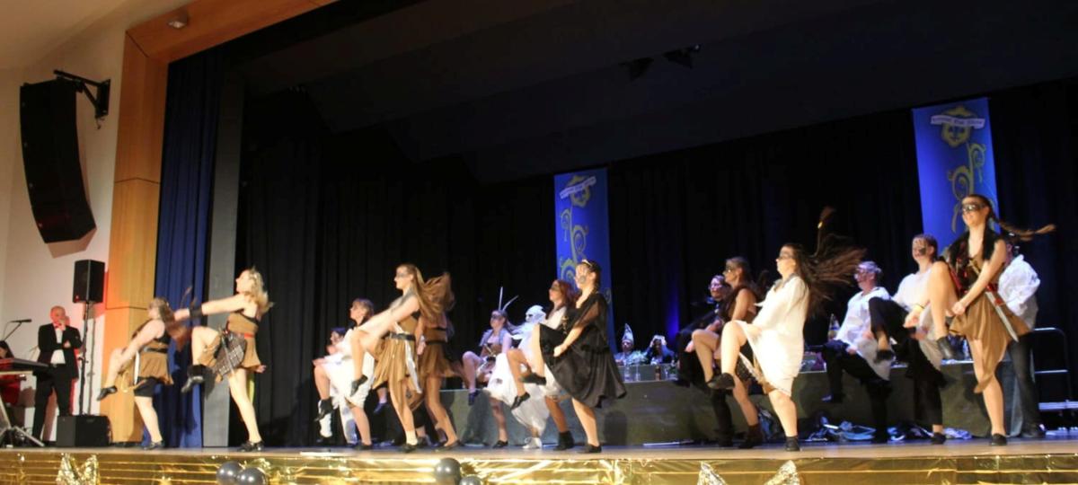 Magische Ballons und glitzernde Tänze: Der Carneval Club Illertal feiert ausgelassen