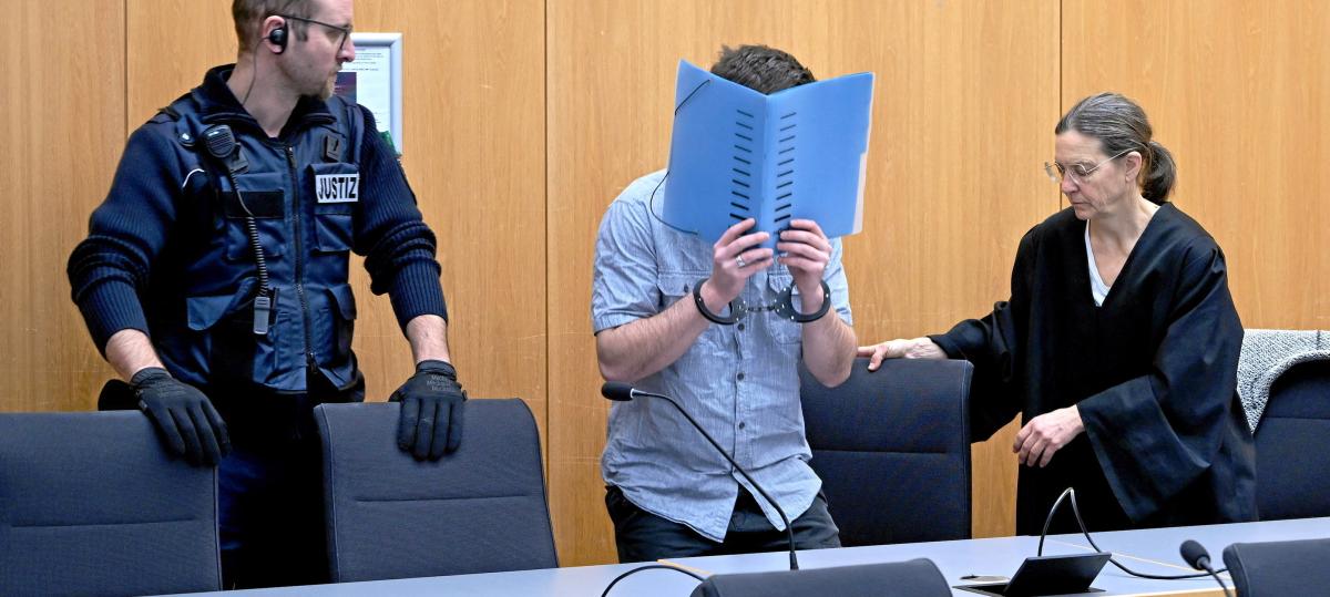 „Ich wollte es nie“: Stimmen sollen 26-Jährigem Messerangriff befohlen haben