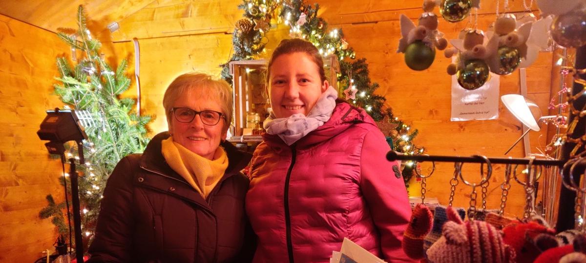 Plätzchen, Marmelade, Schmalz: Rekordspende der Fleißigen Bienen an die Kartei der Not