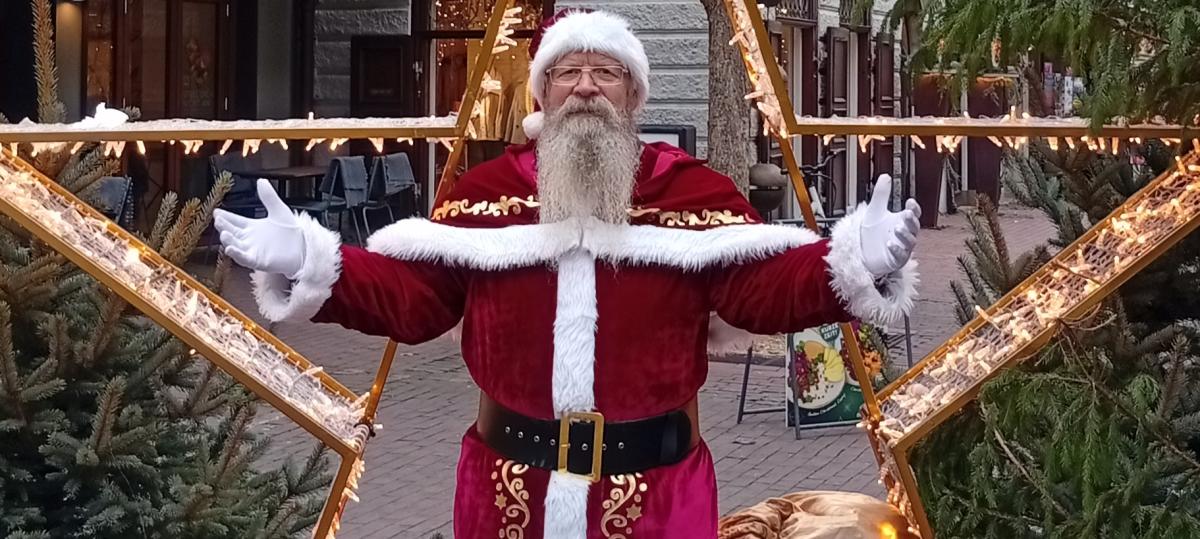 Happy End für Ulmer Weihnachtsmann: Er darf wieder auf den Weihnachtsmarkt – und erstattet Anzeige