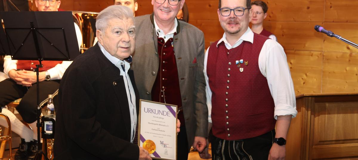 Drei Ehrungen in „Diamant“