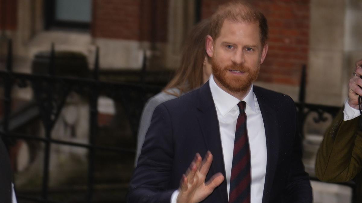 -Ich-hatte-wirklich-Angst-Prinz-Harry-wird-bei-Aussage-vor-Gericht-emotional