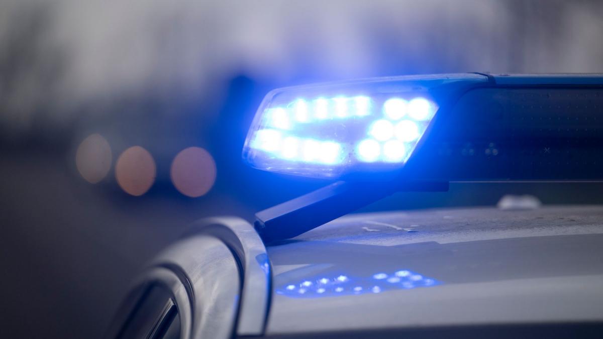 Drei-Tote-und-elf-Verletzte-bei-Unfallserie-auf-der-A44