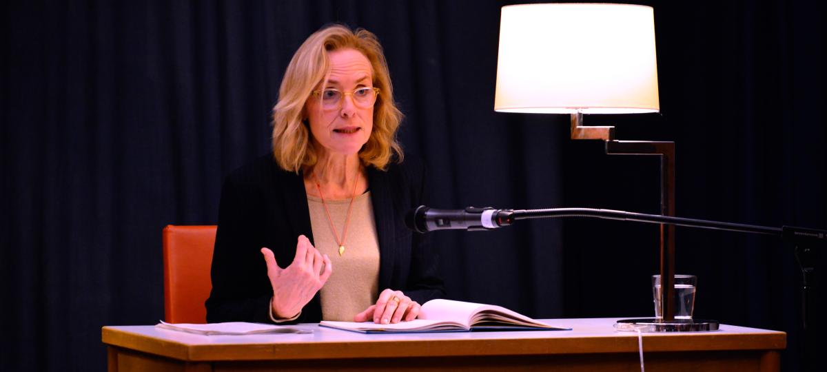 Lesung im Traidtcasten: Nach der Totenstille folgt der donnernde Applaus