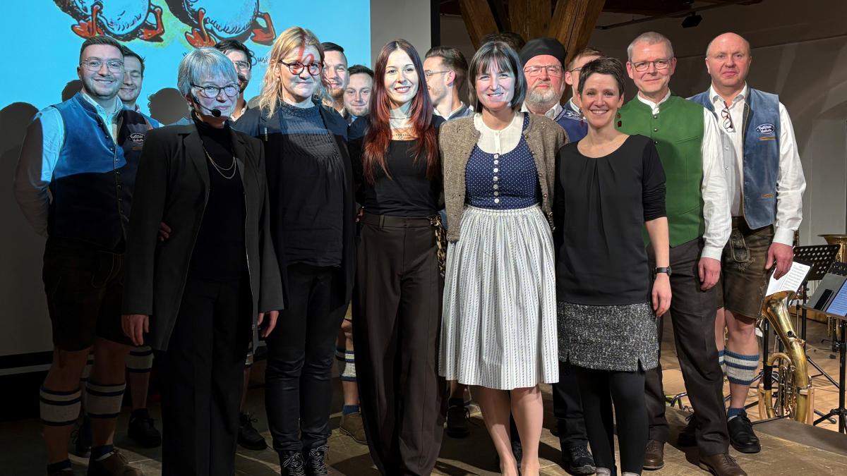 Wilhelm-Buschs-Max-und-Moritz-begeistern-als-vielsprachige-B-hnenshow-in-N-rdlingen