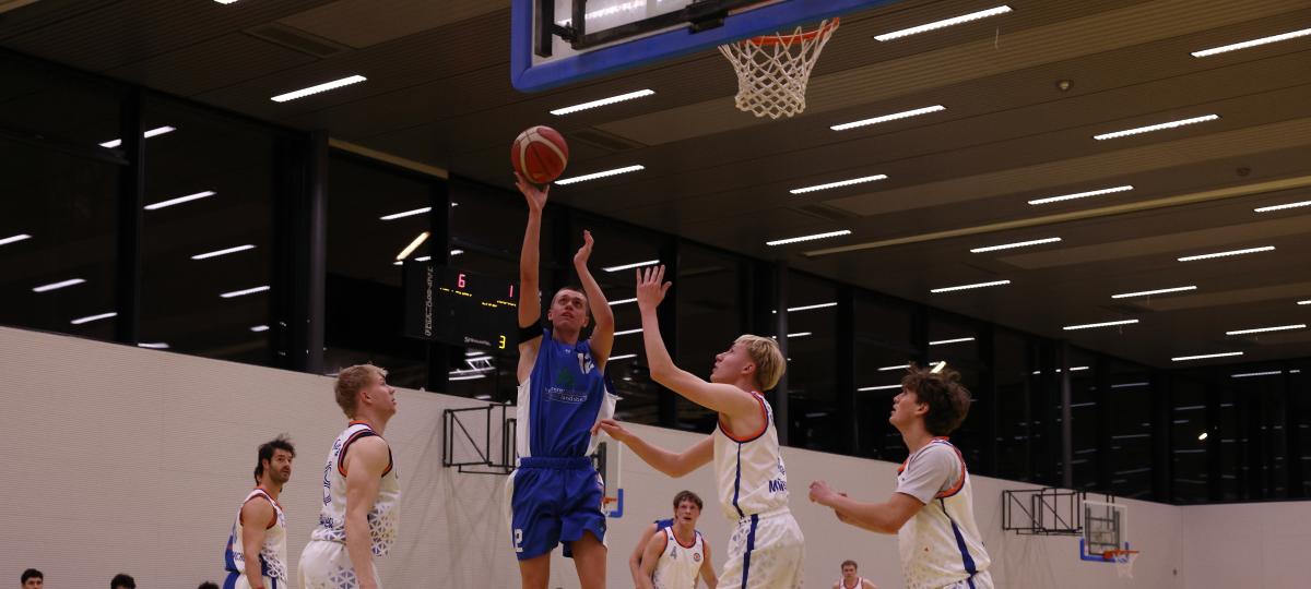 Basketball-Herren der DJK Landsberg feiern einen ganz wichtigen Sieg