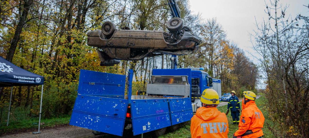Auto lag wohl seit Jahrzehnten im Illerkanal – so äußert sich jetzt die Polizei