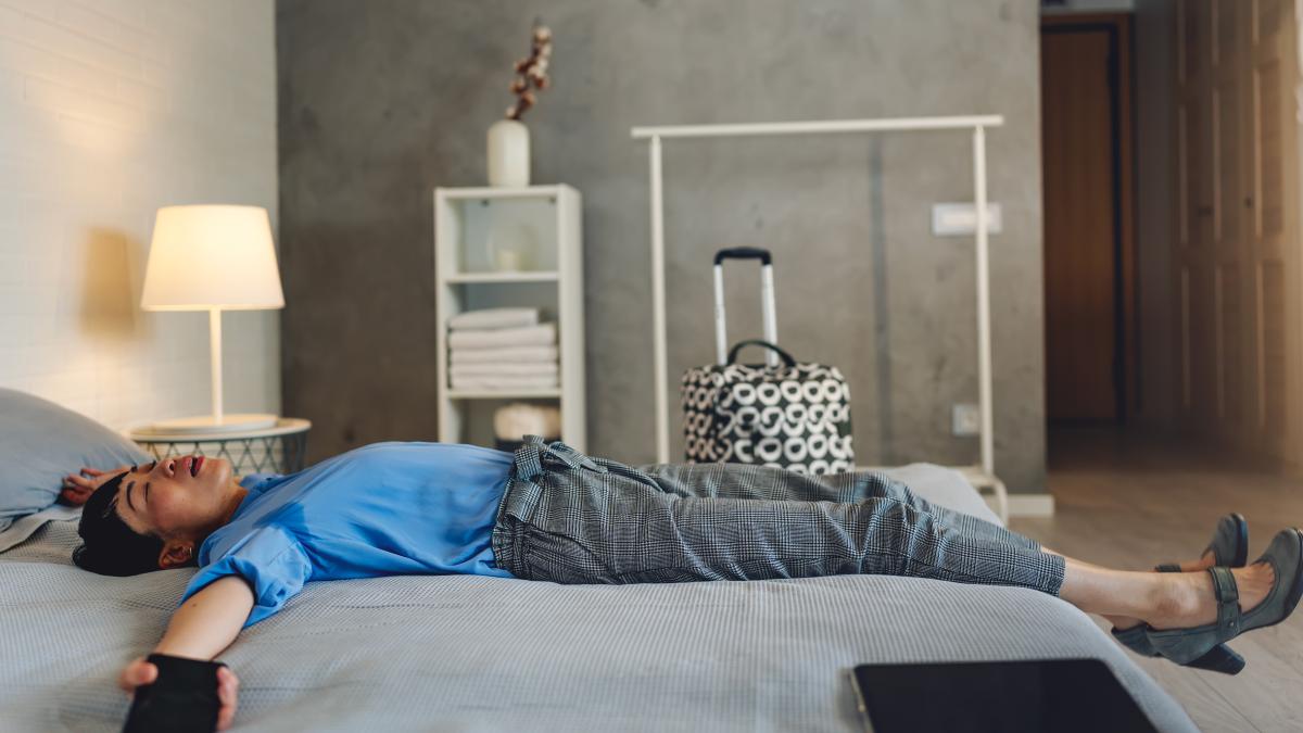 Jetlag-verhindern-Kann-man-vorab-den-Schlafrhythmus-langsam-ver-ndern-