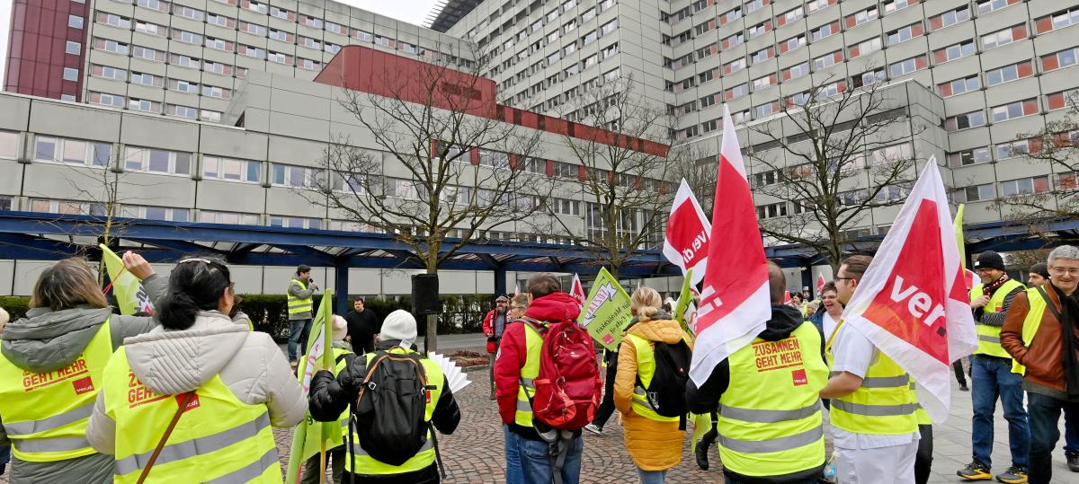 Augsburger Uniklinik-Personal streikt am Mittwoch: Was das für Patienten bedeutet