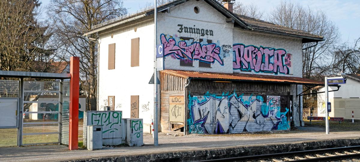 Warum Sprayer so gerne Bahnhöfe mit Graffiti bemalen – und wie die Bahn dagegen kämpft