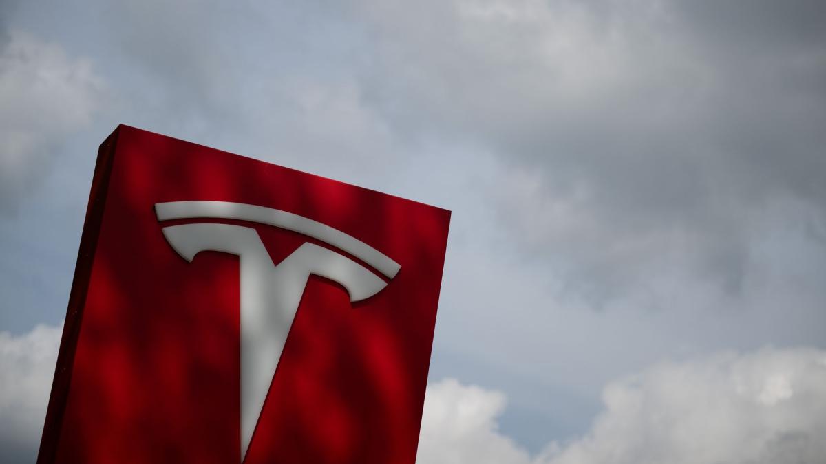 Tesla-schlie-t-erstmals-ein-Jahr-mit-Umsatzr-ckgang-ab